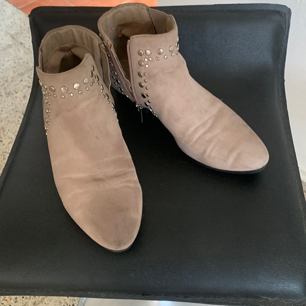 Forever 21 Gray suede studded boots